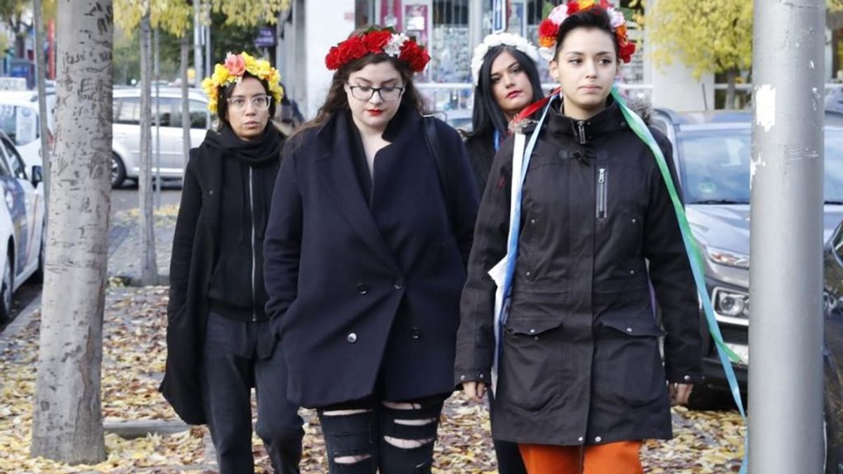 Condenan a 2.190 euros cada una a dos activistas de Femen por 'profanar' la Almudena