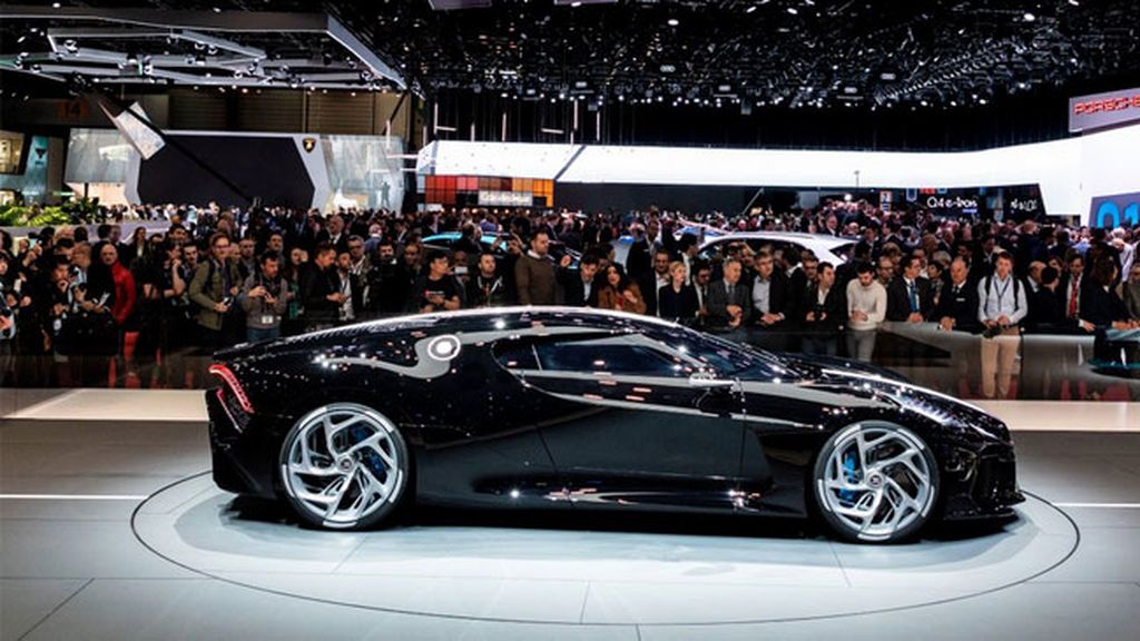 Presentan el coche más caro del mundo, ‘La voiture Noire’ de Bugatti