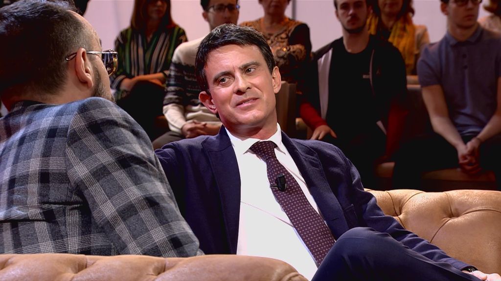 Manuel Valls se defiende de los escándalos: acusado de racista y de haber abandonado a su hermana exdrogadicta
