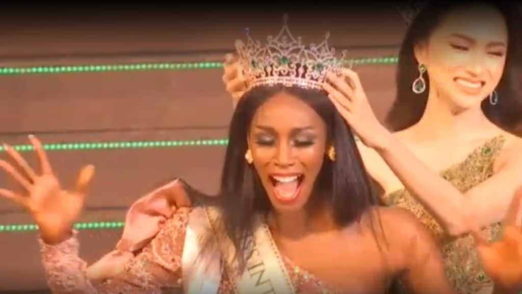 Jazell Barbie Royal se convierte en Miss International Queen 2019