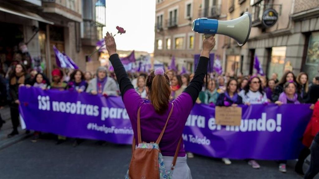 La marea morada inunda España