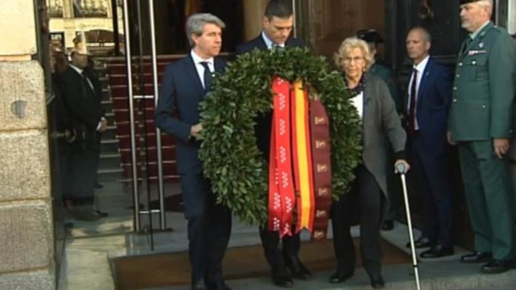 Sánchez, Garrido y Carmena rinden tributo a las víctimas del 11M