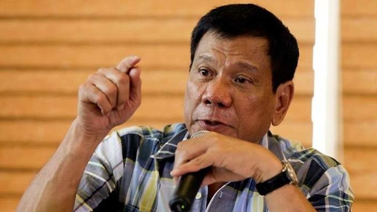 El presidente de Filipinas justifica que los clérigos no puedan controlar sus impulsos sexuales porque son hombres