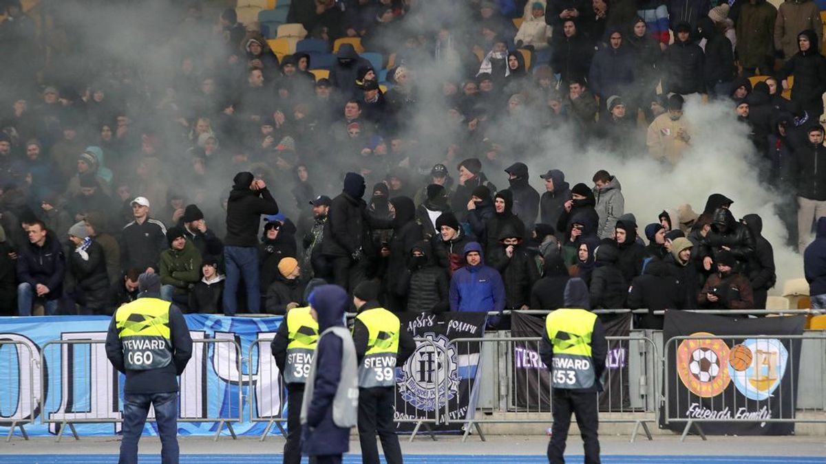 Conmoción en Grecia por el apuñalamiento de una joven de 22 años a manos de ultras del Olympiacos Conmoción en Grecia por el apuñalamiento de una joven de 22 años a manos de ultras del Olympiacos