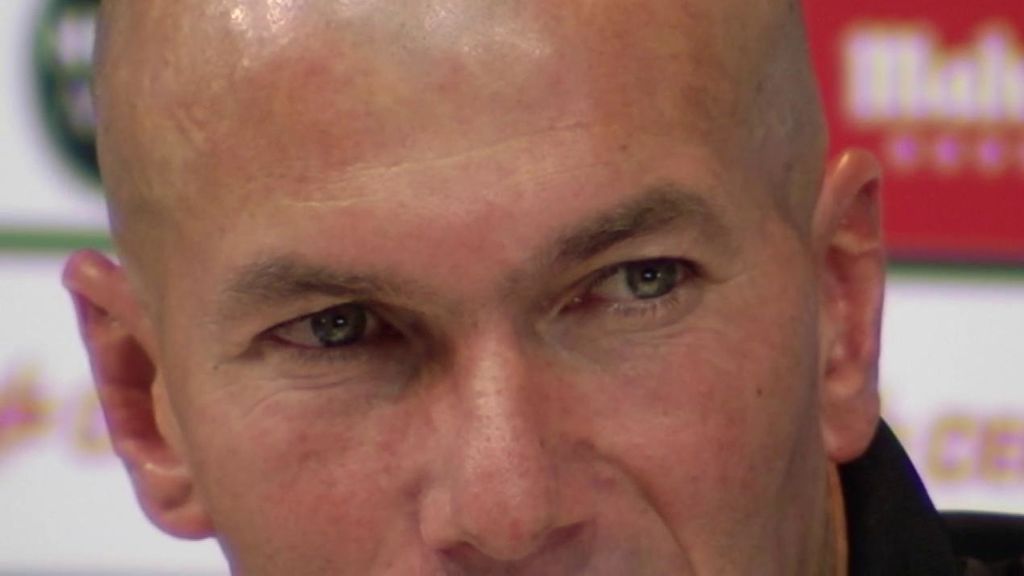 Zidane vuelve al Real Madrid: "Quiero mucho a este club y aquí estoy"