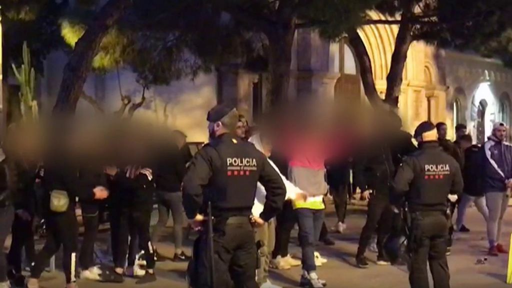 25 encapuchados asaltan a pedradas un centro de acogida en Castelldefels