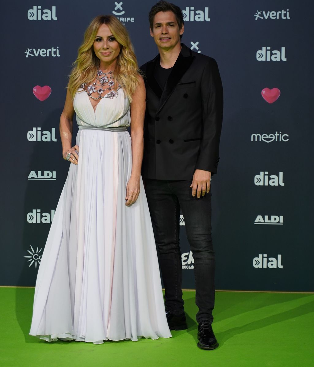 La alfombra verde de los Premios Cadena Dial, foto a foto