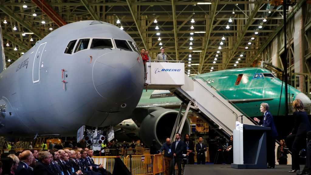 EEUU veta los vuelos de los Boeing 737 MAX 8 y la compañía cae en Bolsa