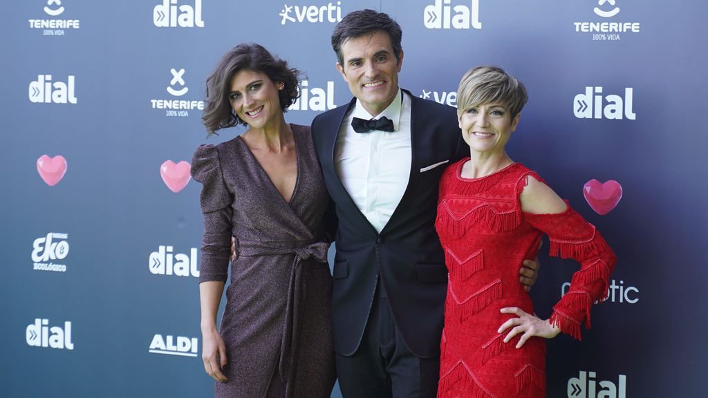 La alfombra verde de los Premios Cadena Dial, foto a foto