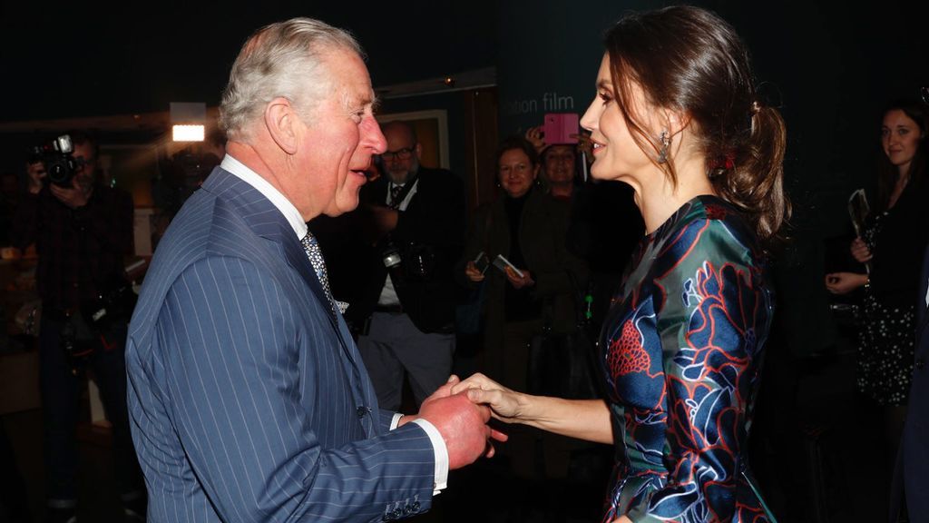 Pero el recibimiento de Carlos de Inglaterra, presente en la inauguración, demostró el buen rollo entre reyes