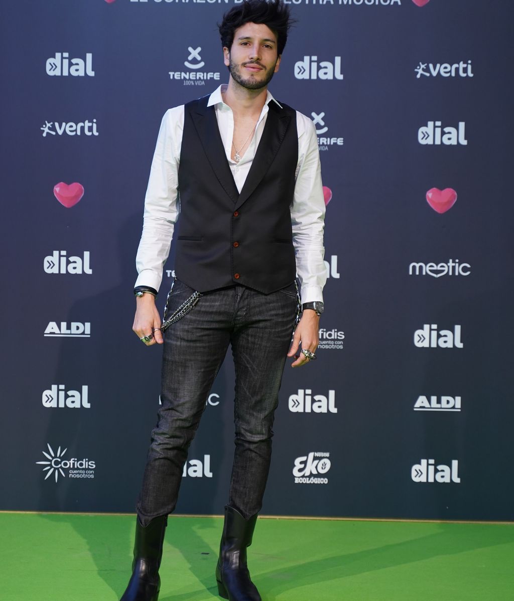 La alfombra verde de los Premios Cadena Dial, foto a foto