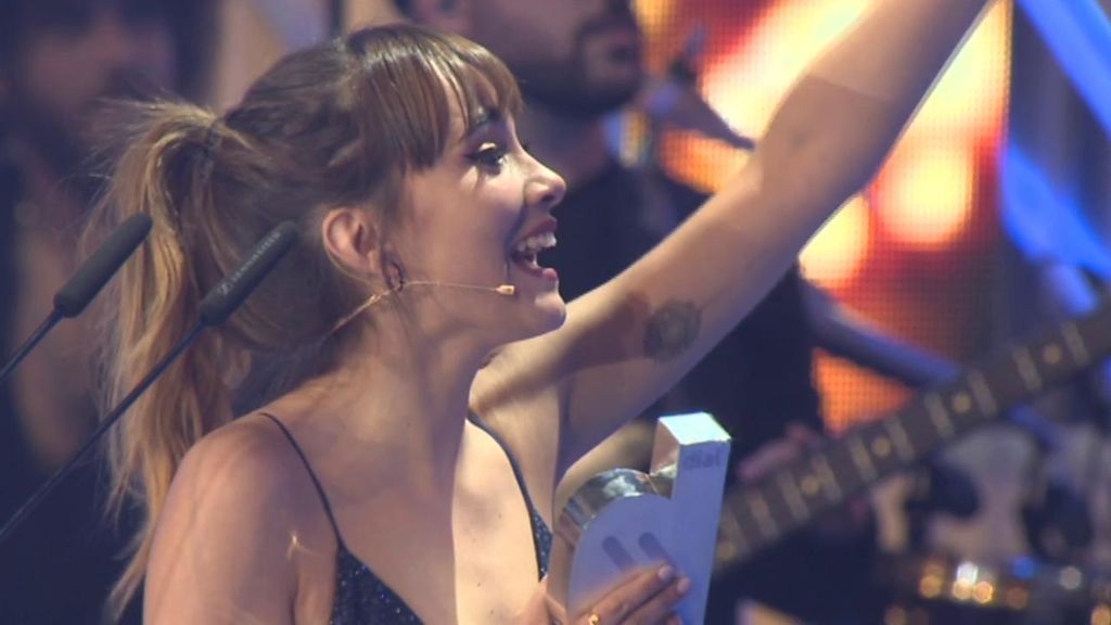 El momentazo de Aitana en los Premios Dial, en vídeo: "Manuel, por favor, no te vayas"