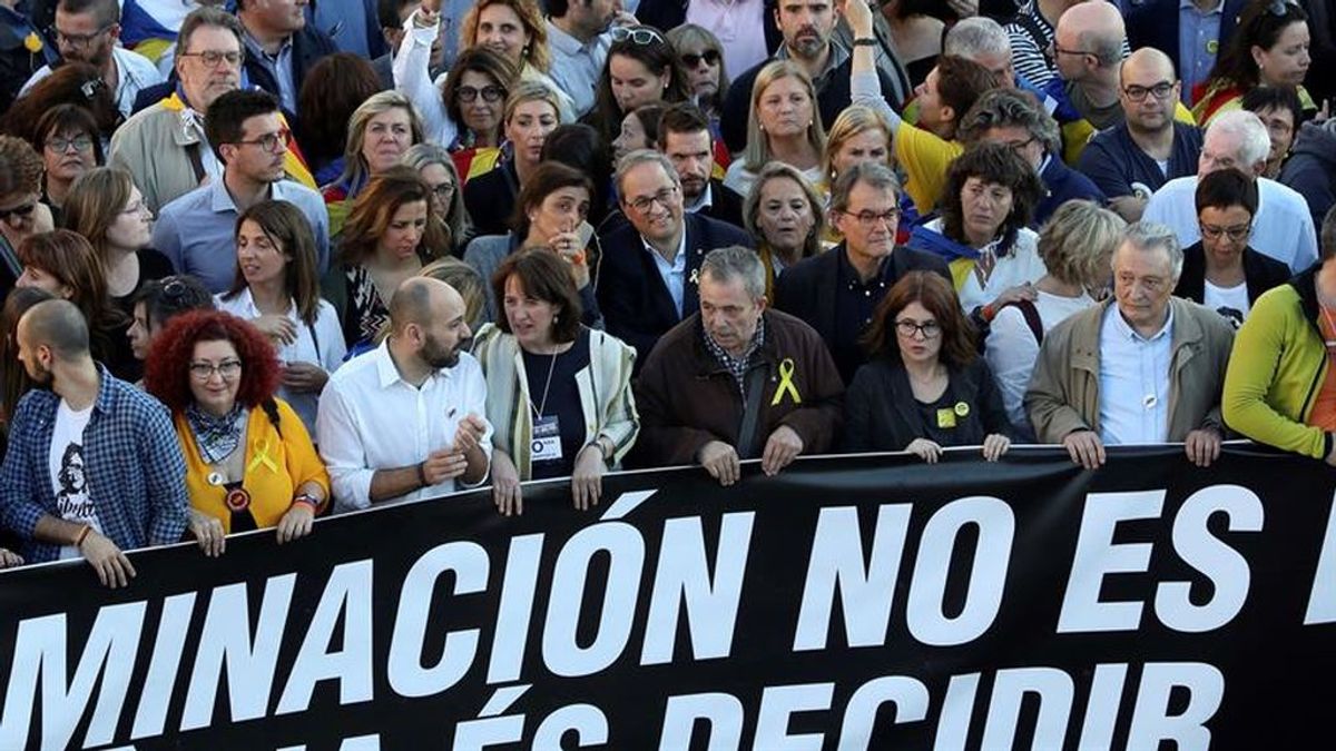 Acuden 18.000 personas a la manifestación independentista de Madrid al grito de "Uno de octubre, ni olvido ni perdón"