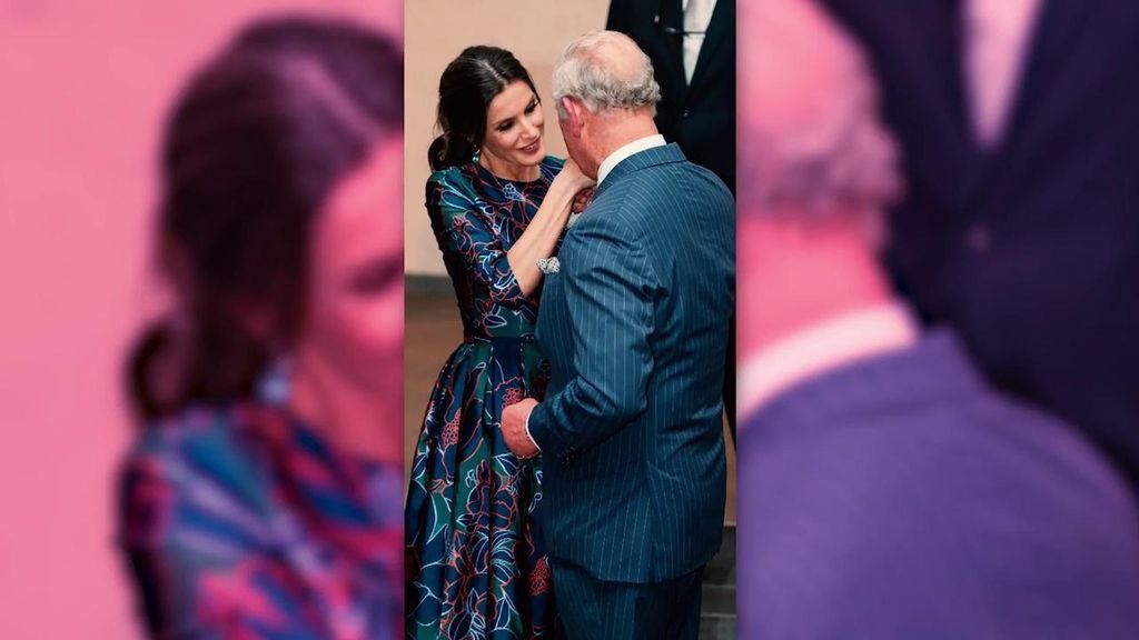 Risas, bromas y miradas: El príncipe Carlos, encantado con la visita de la Reina Letizia a Londres