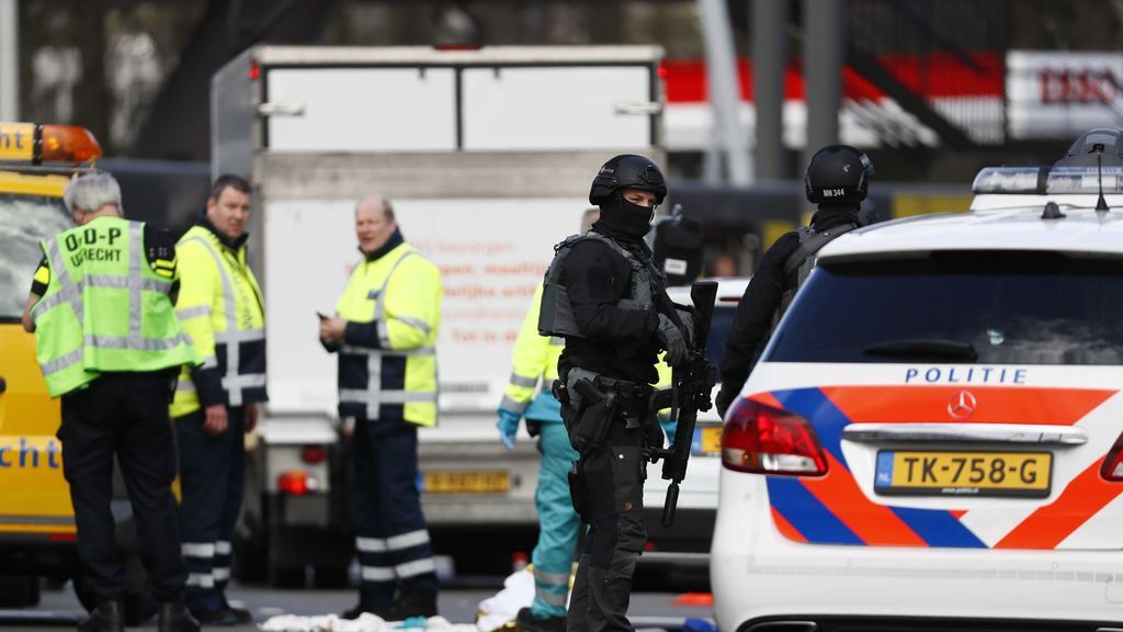 Un muerto y varios heridos en un ataque con "motivación terrorista" en la ciudad holandesa de Utrecht