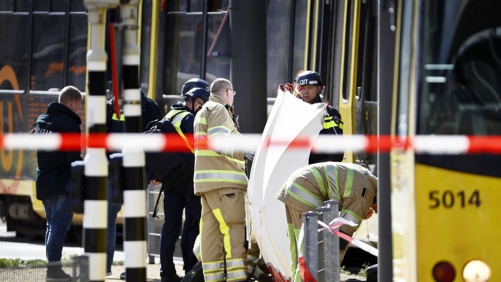 Ataque en un tranvía de la ciudad holandesa de Utrecht: Un muerto y numerosos heridos
