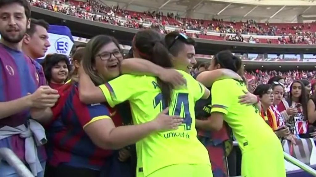 Récord de asistencia en un partido de fútbol femenino: más de 60.000 espectadores en el Wanda