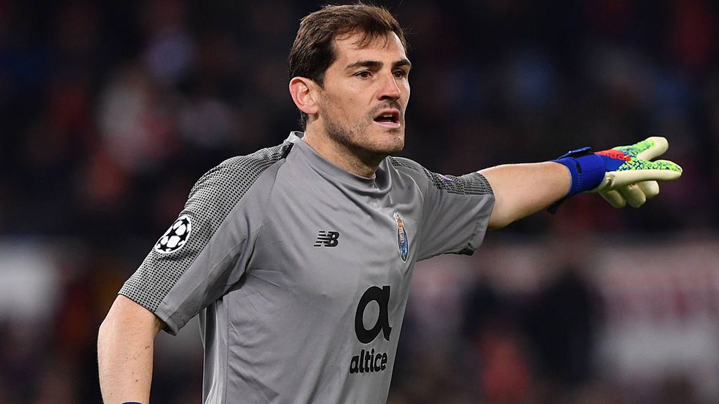 La prensa se moja sobre si Casillas tiene que volver a ser convocado con España