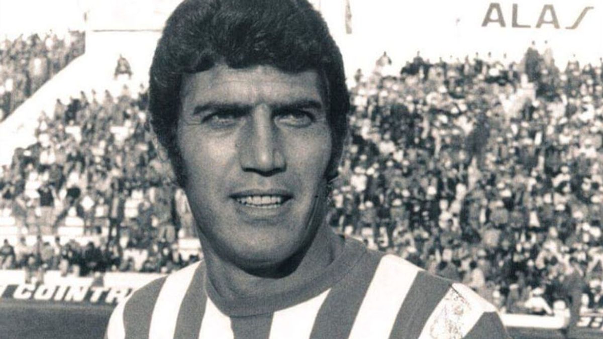 El beticismo llora la muerte de Rogelio Sosa: Joaquín y Alfonso Pérez se suman a las condolencias El beticismo llora la muerte de Rogelio Sosa: Joaquín y Alfonso Pérez se suman a las condolencias