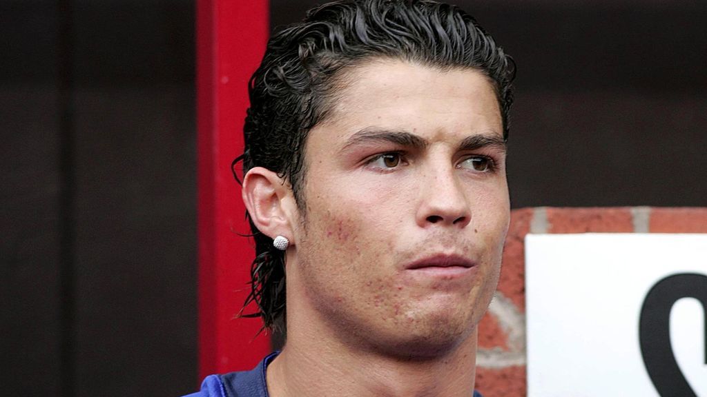 Los peinados de Cristiano Ronaldo antes de abrir una clínica capilar