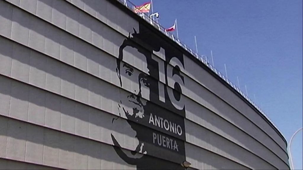 El padre de Antonio Puerta volverá a pisar el Sánchez Pizjuán 12 años después para homenajear a su hijo