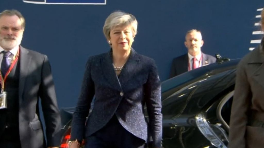 El gabinete de May querría reemplazar a la primera ministra según medios británicos
