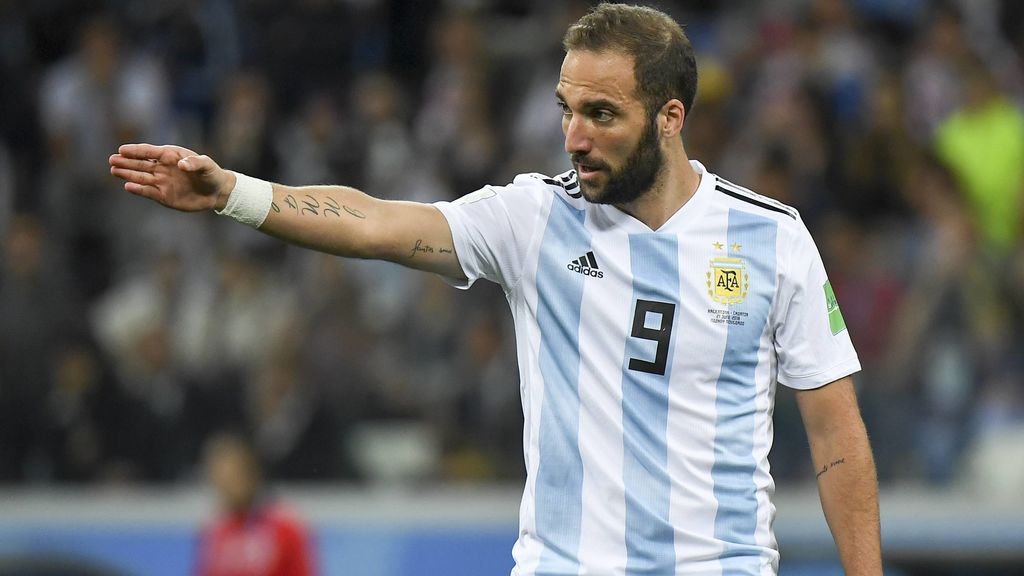 Higuaín renuncia a volver a jugar con Argentina - Deportes 