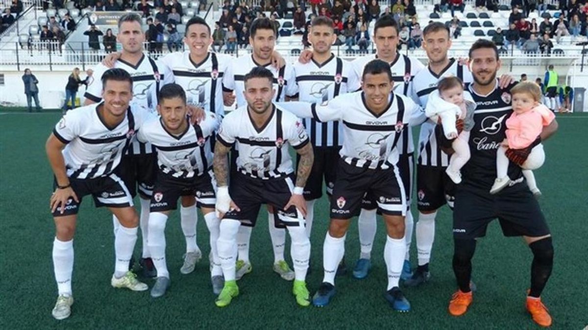 El Ontinyent se retira de la competición por sus problemas económicos El Ontinyent se retira de la competición por sus problemas económicos