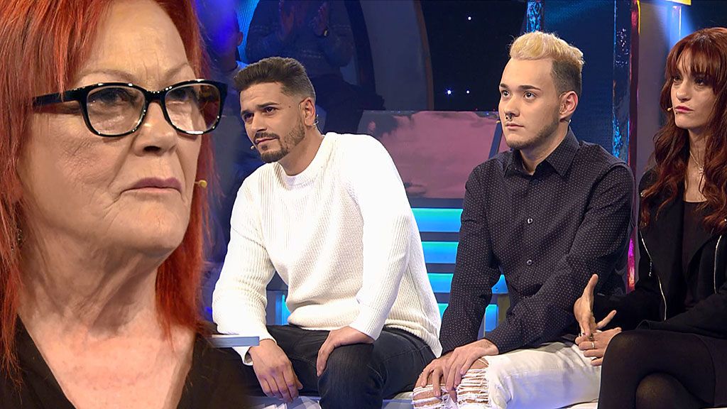 Carmen crió a sus nietos pero ellos ahora la han abandonado: ha llegado a dormir en un cajero