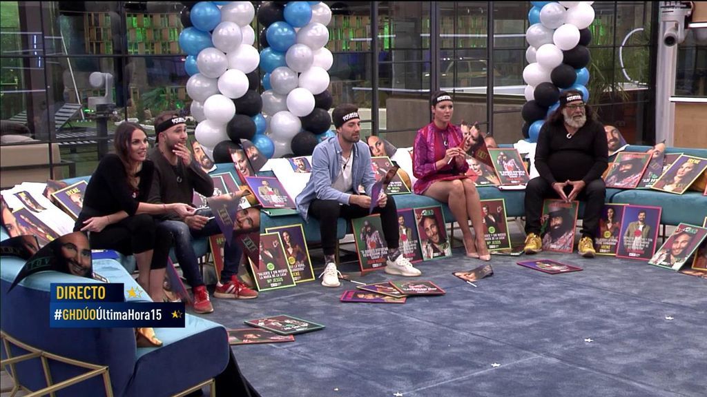 Albert Rivera y Malú, las elecciones o el tiki-tiki de Ramos:  los concursantes se enteran de qué ha pasado fuera de la casa