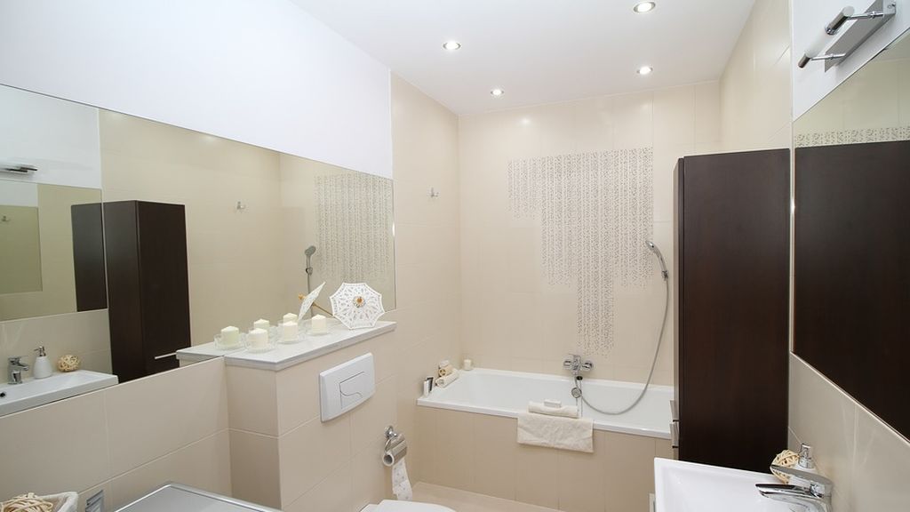 Levantarse al baño de madrugada, un signo de hipertensión según un estudio Levantarse al baño de madrugada, un signo de hipertensión según un estudio