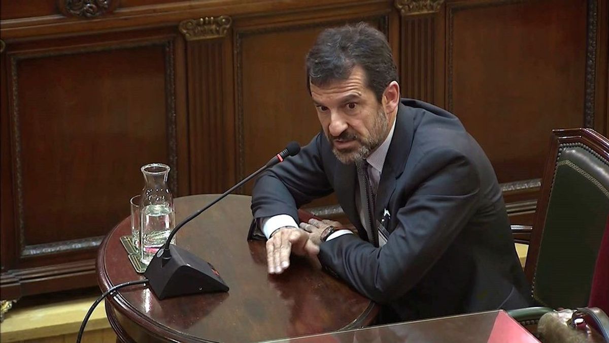 Ferrán López, comisario de los Mossos: Puigdemont advirtió de que declararía la indendencia si había violencia en el 1-O