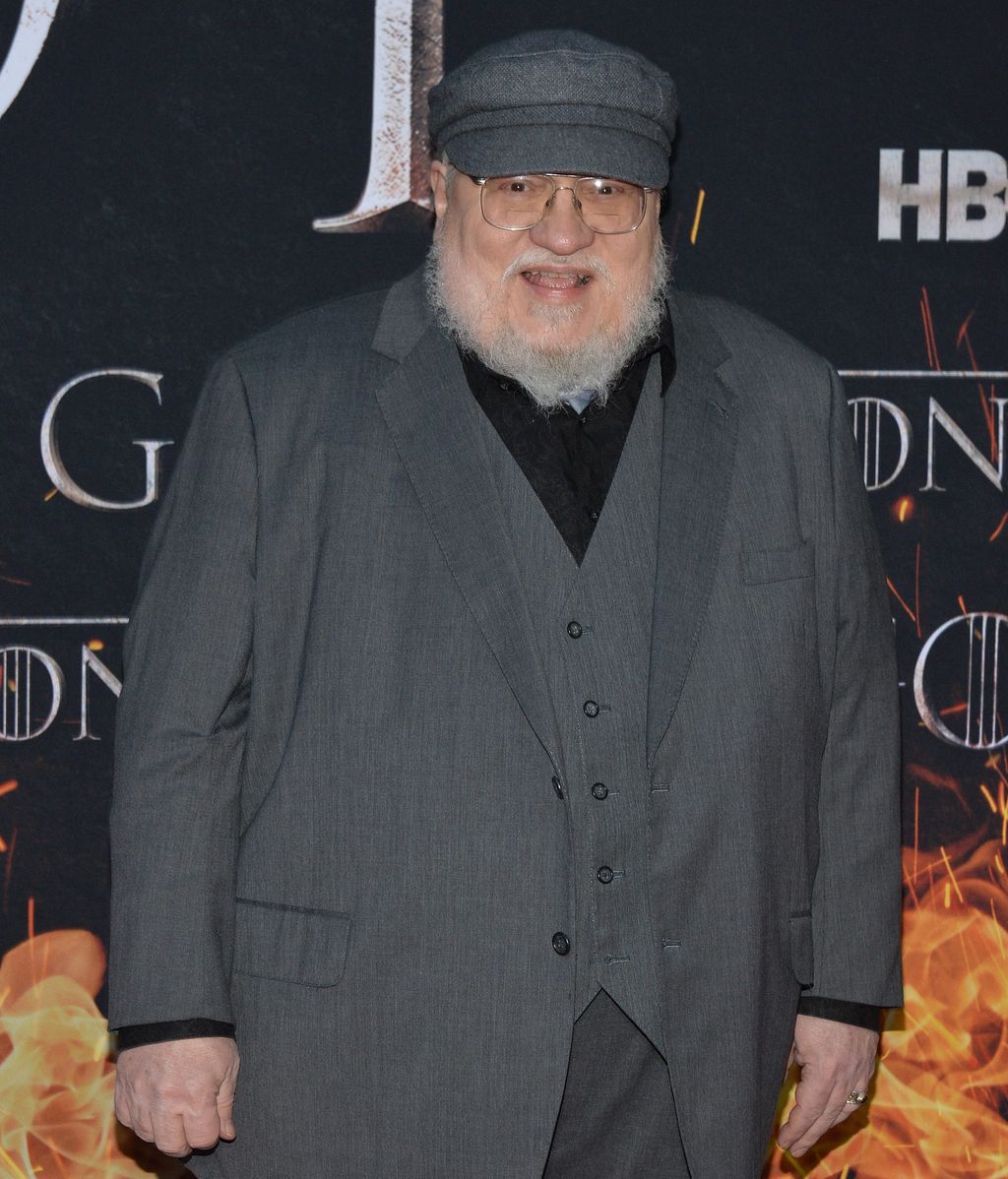 El vestido con un mensaje oculto de Emilia Clarke y otros detalles del preestreno de 'Juego de Tronos'