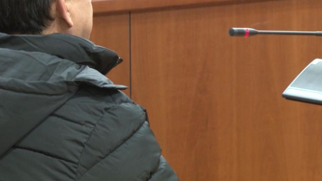 12 años de cárcel por abusar sexualmente de su hija adoptiva menor de edad