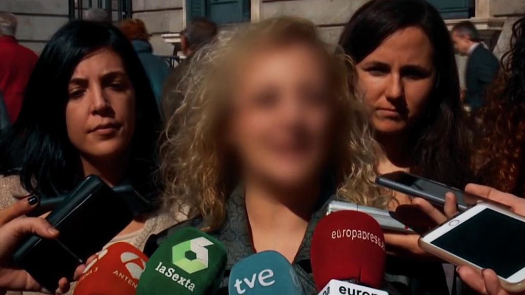 Los desesperados mensajes del exmarido de María Sevilla por ver a su hijo: "Por favor, déjame hablar con el niño"