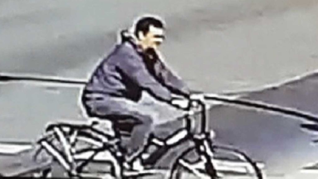 Difunden una nueva foto del ciclista que huyó tras arrollar a una mujer y su nieto en Barcelona
