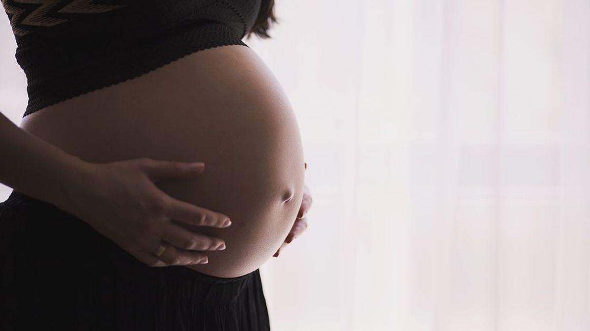 Una mujer da a luz sin saber que estaba embarazada
