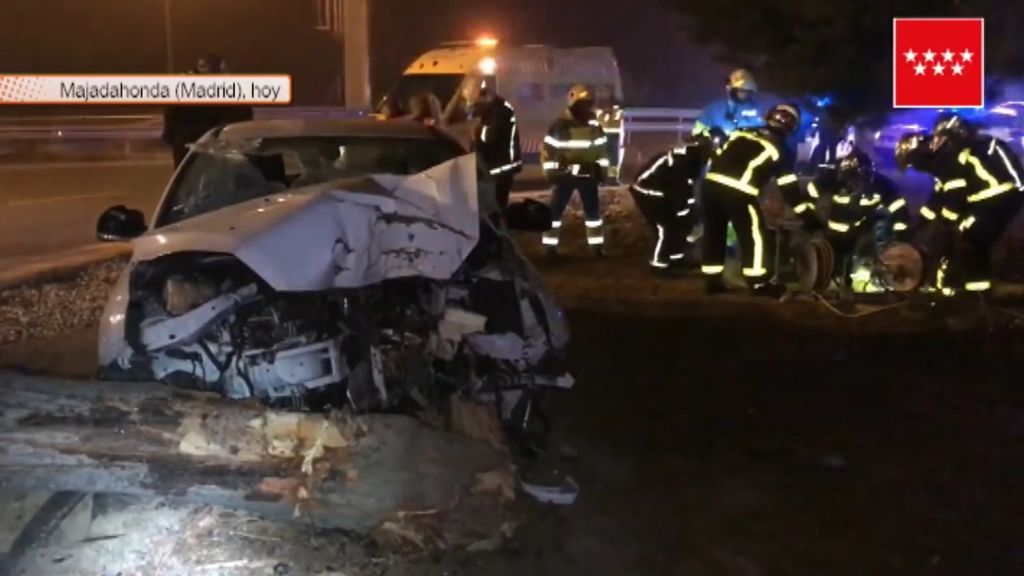 Un muerto y cuatro heridos graves en dos accidentes de coche en Madrid
