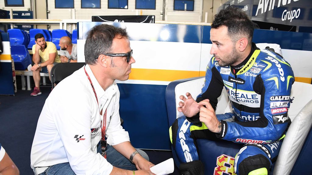 ¡Roban la moto de Héctor Barberá, que se queda sin poder correr la carrera de Supersport, y su equipo dice que la tiene él! ¡Roban la moto de Héctor Barberá, que se queda sin poder correr la carrera de Supersport, y su equipo dice que la tiene él!