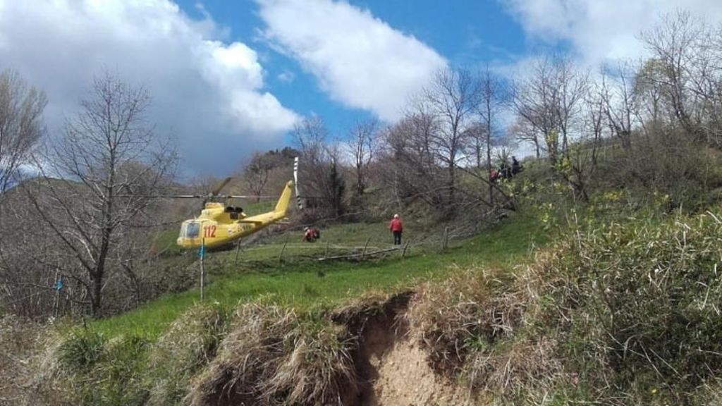 Luto en el mundo del fútbol por el fallecimiento de la hija de Borja Pérez, capitán del Minerva, tras un trágico accidente con un tractor Luto en el mundo del fútbol por el fallecimiento de la hija de Borja Pérez, capitán del Minerva, tras un trágico accidente con un tractor
