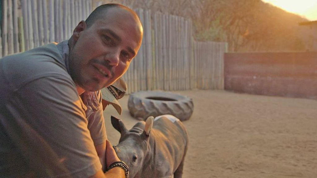 La caza furtiva de rinocerontes, en ‘Pasaporte Pampliega’