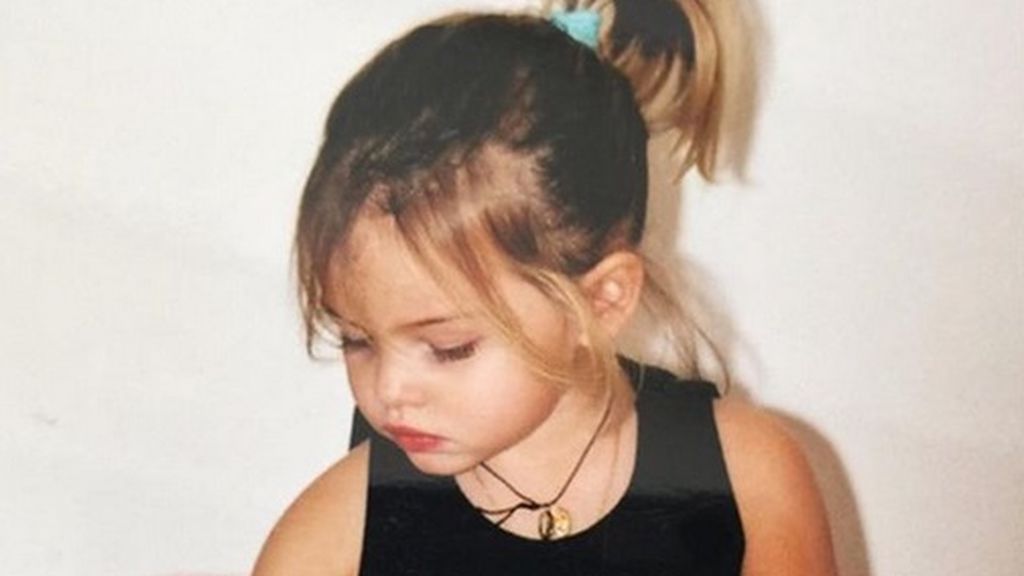 Los 18 años de la "chica más guapa del mundo" en 18 fotos