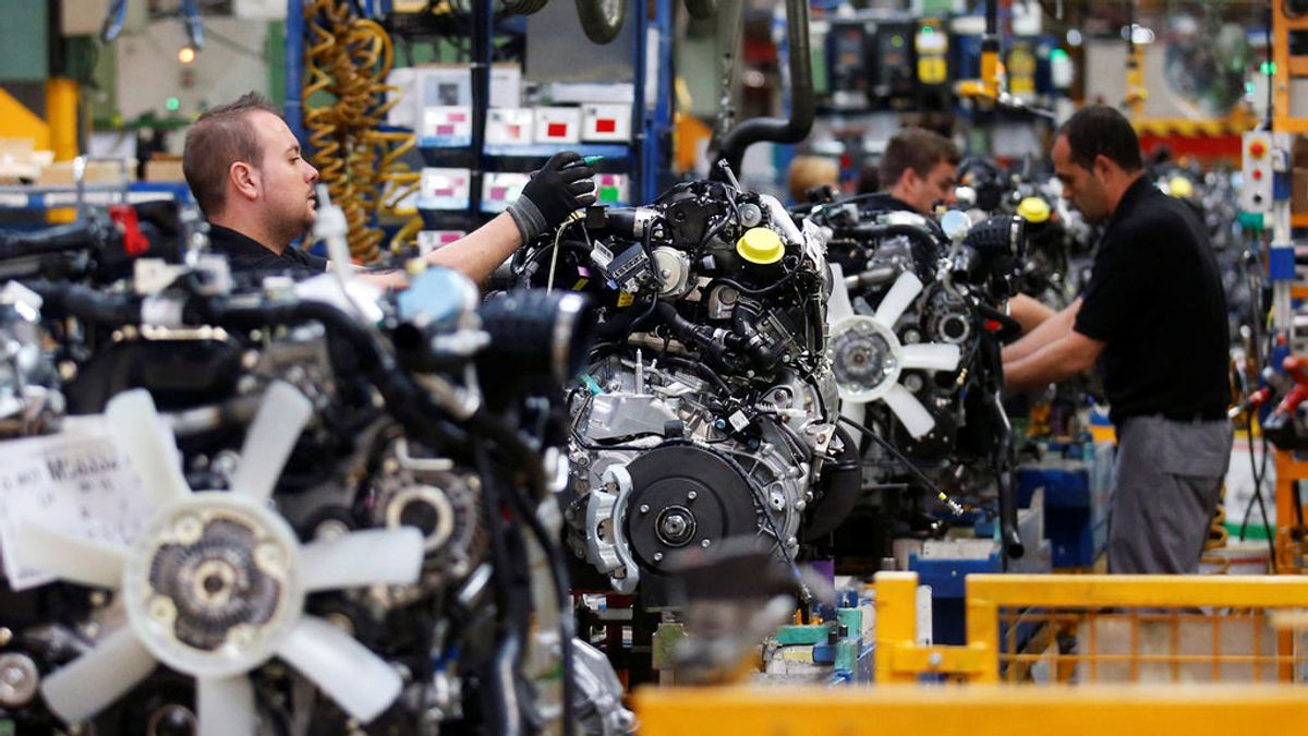 Nissan llevará a cabo un ERE que afectará a 600 trabajadores de sus centros en Barcelona