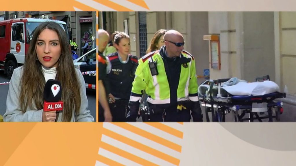 Un hombre armado se atrinchera junto a su novia en un piso de Barcelona