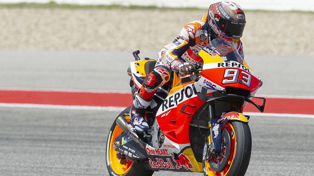 Ni una tormenta eléctrica frena a Márquez en Texas: Rossi, segundo