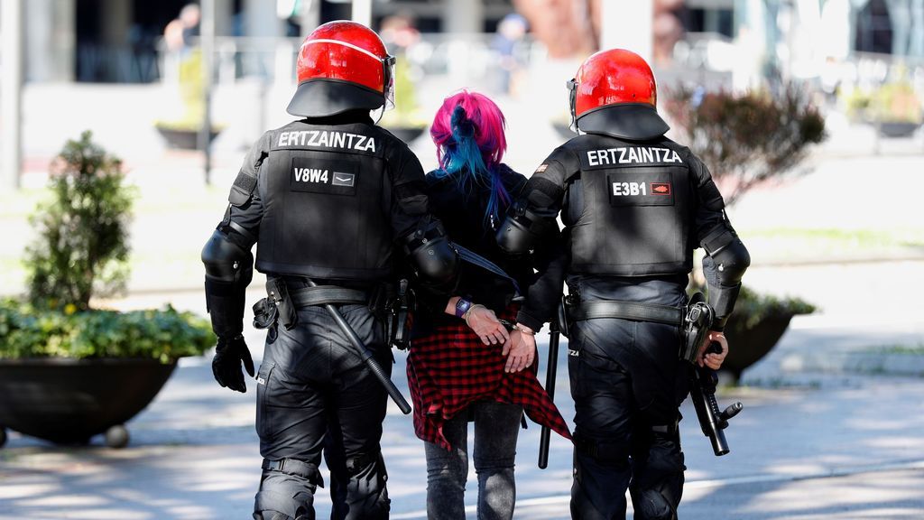 Cinco detenidos tras los graves incidentes en los mítines de Vox en País Vasco