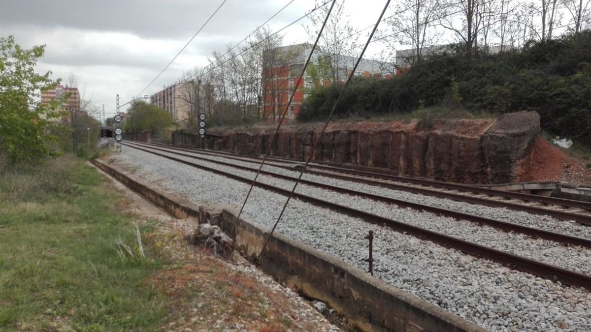 Atropello mortal de un menor que jugaban en las vías de tren en la estación sur de Renfe en Sabadell