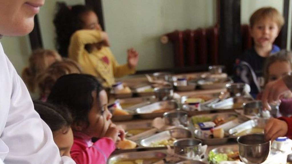 PACMA propone incluir "el respeto y la empatía hacia los animales" y menús sin carne en las escuelas PACMA propone incluir "el respeto y la empatía hacia los animales" y menús sin carne en las escuelas