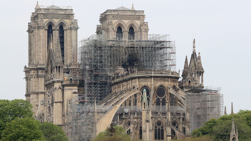 Mbappé, Neymar o Rakitic: el mundo del deporte llora el incendio de Notre Dame Mbappé, Neymar o Rakitic: el mundo del deporte llora el incendio de Notre Dame