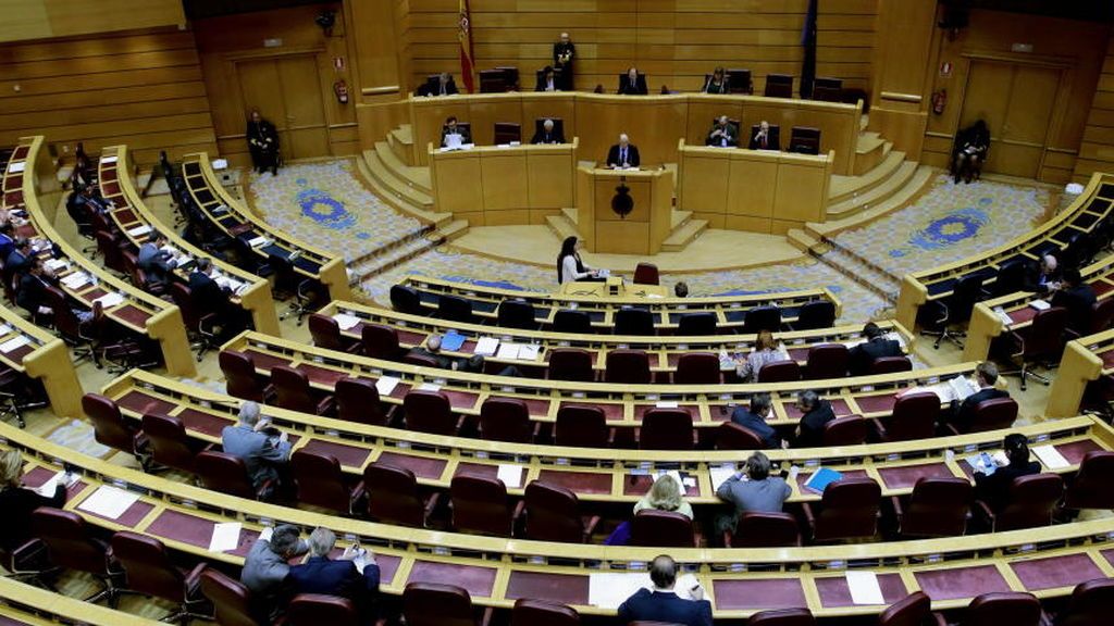 Sólo nueve senadores renuncian a cobrar la indemnización de 8.822 euros por el parón electoral